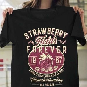 Strawberry Fields Forever 1967 Unisex T-Shirt, Graphics Unisex T-shirt